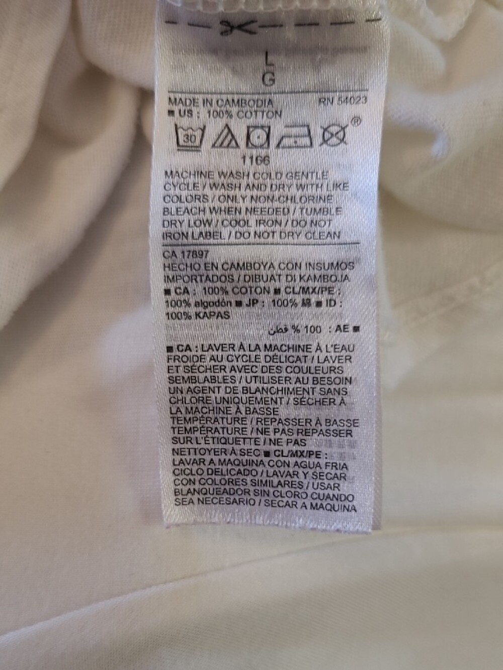 Old Navy White V-Neck Long Sleeve Women's Tee - Picture 4 of 4